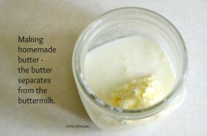Making homemade butter - amerrymom.com